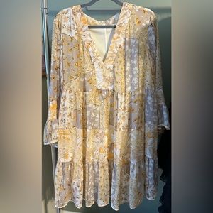 Chic Soul flowy yellow floral dress, 1X
